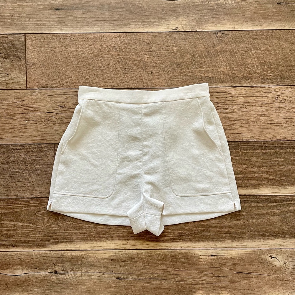 ARITZIA Wilfred Linen Shorts